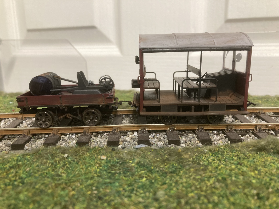 4FFF57A5-477E-4996-88D4-664A64E2407F