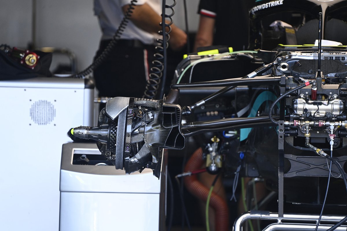 mercedes-w12-detail-1 (3)