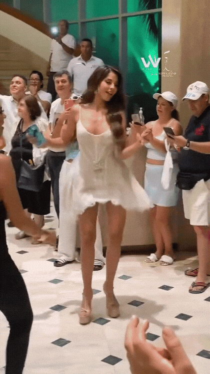 GIF-20240801-231117-991.gif
