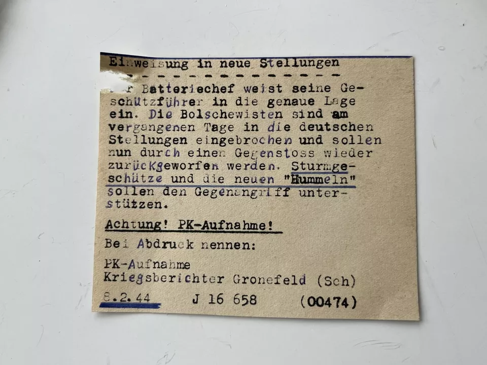 Foto Russland, Sd. Kfz 165, Panzerhaubitze Hummel auf der Krim, TOP (1)