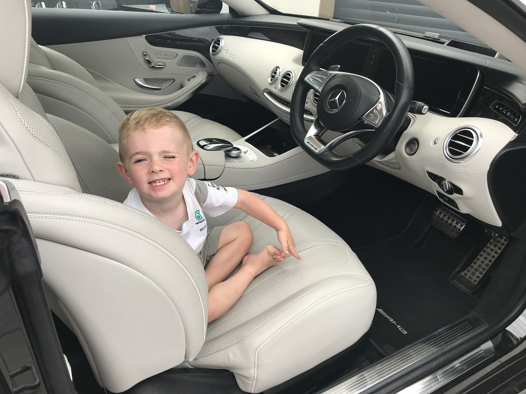 38FA35BF-2907-408E-8202-50B62235F4BC