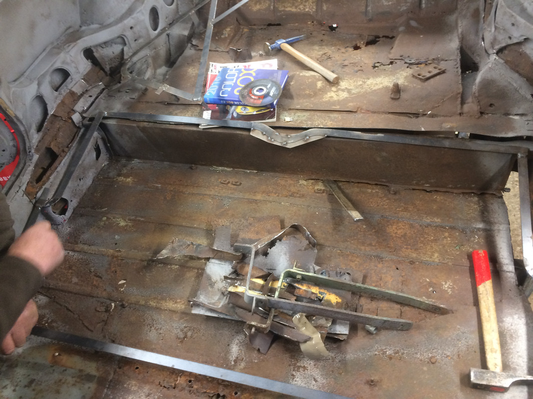 1AC16DE6-2EFE-49ED-877B-06D6A2606F9C