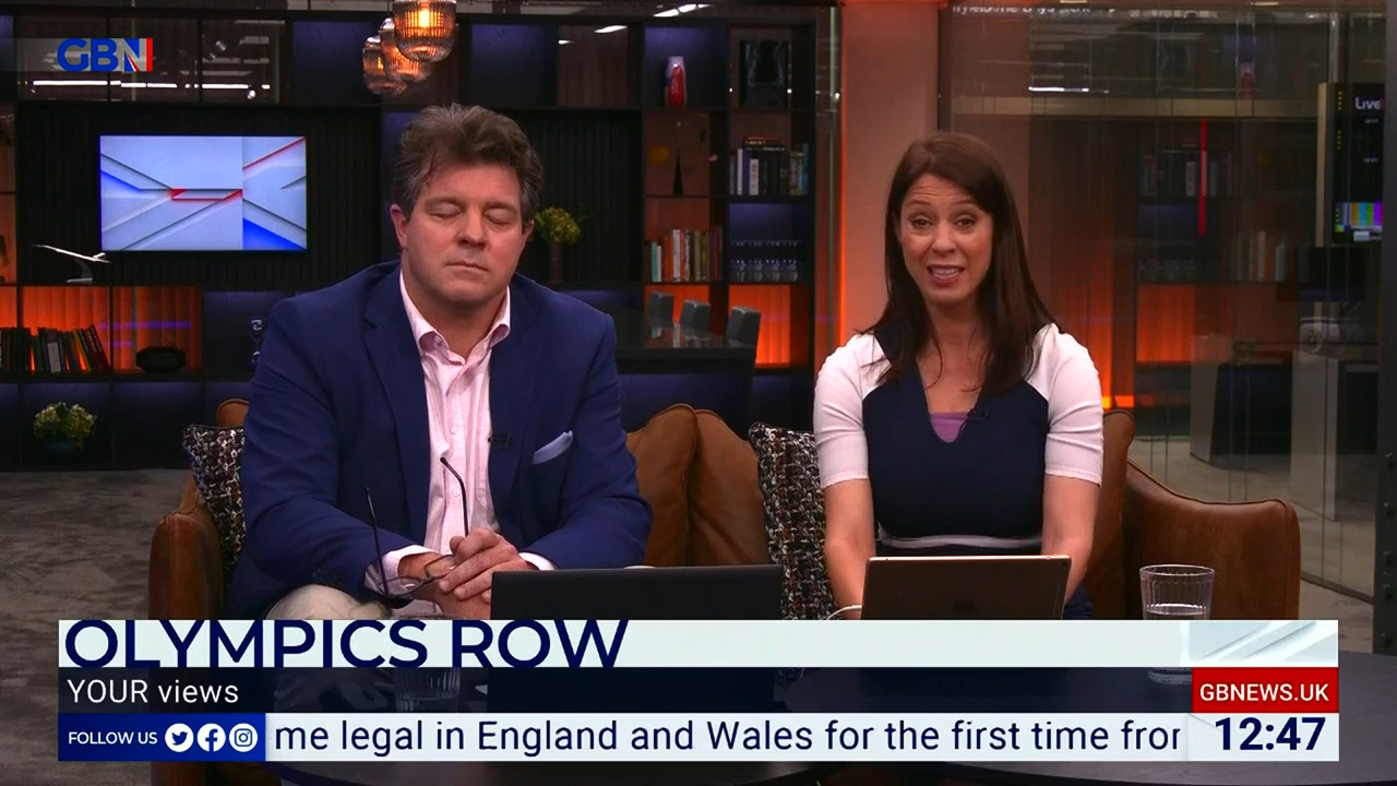 06.21 - 12.00.00 - DePiero & Halligan. What makes Britain tick. The n....ts_snapshot_48.48.273