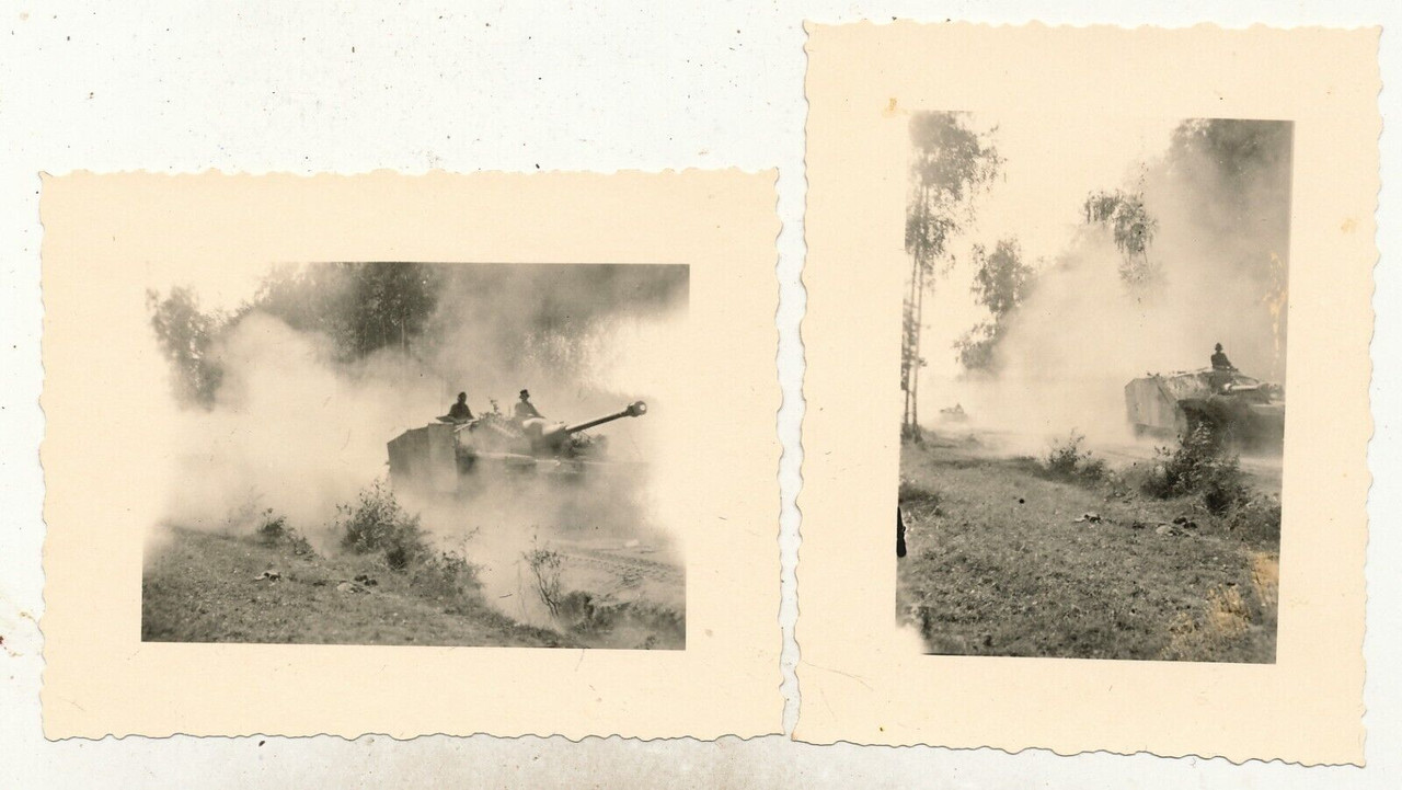 2 x Foto - Deutscher Panzer Sturmgeschütz