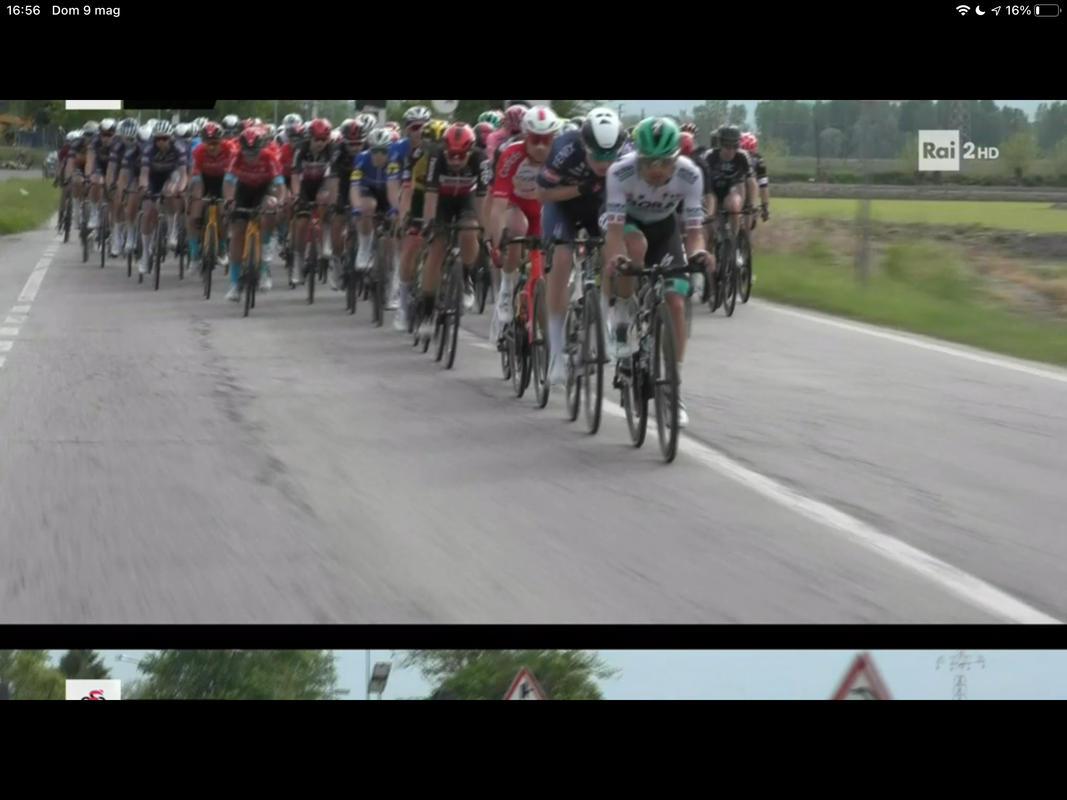 EEBC97BC-7AE1-414B-9D43-545027510A16