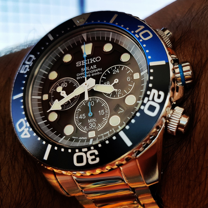 Seiko Solar Daytona Submariner Black  SSC017 200M  (1)