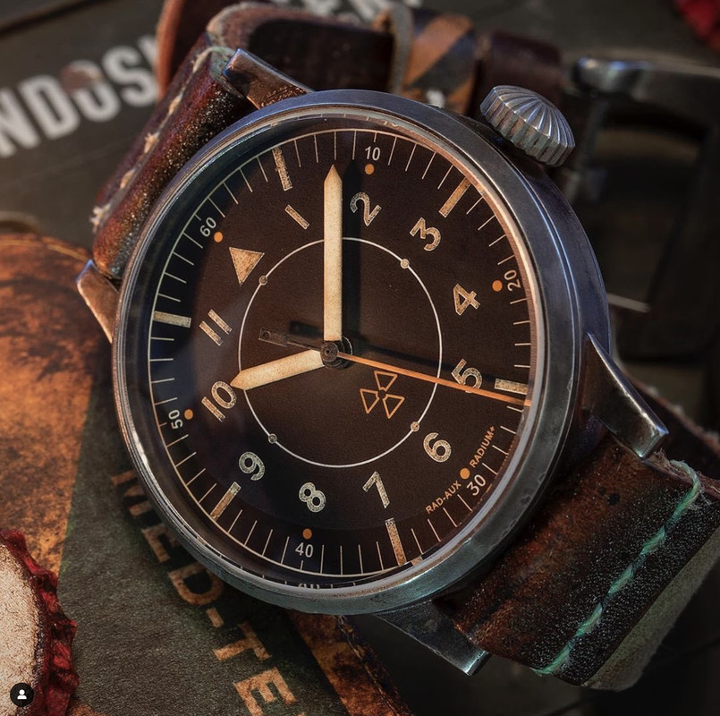 8CFC6599-33D9-41E6-85A8-169928C8BA03