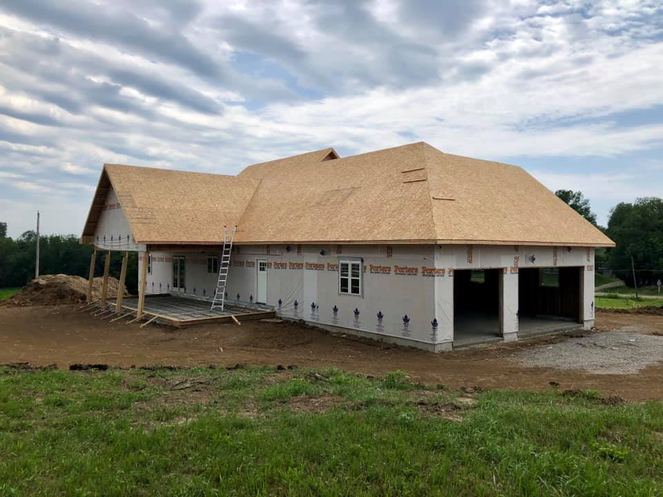 Roofers Near Me In St. Joseph Mo