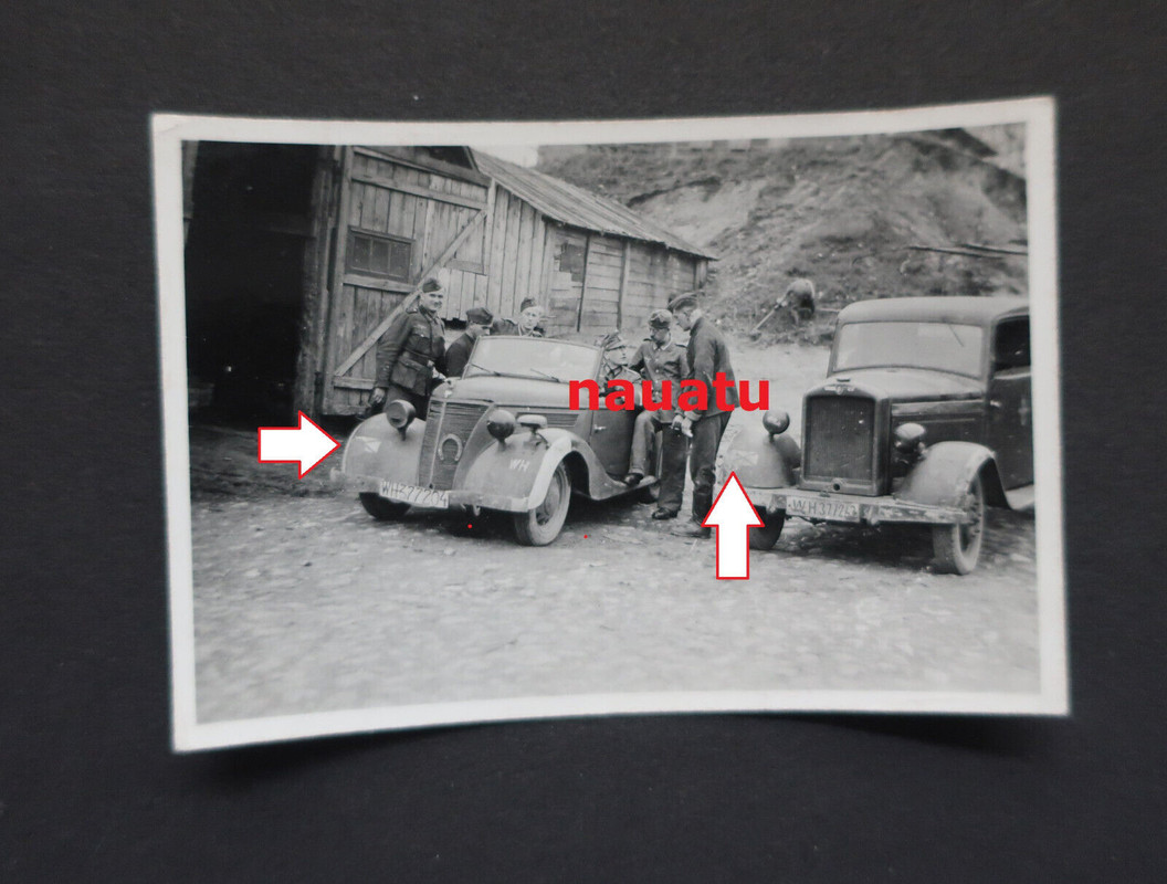 Foto Pkw Auto   Lkw Gepäcktroß.