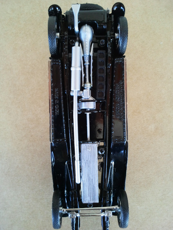 1929 Bugatti Type 41 Royale (Chasis 41.150) Berline de Voyage (Franklin Mint) (21)