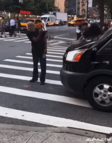 20230506-230959.gif