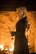 emilia-clarke-game-of-thrones-118