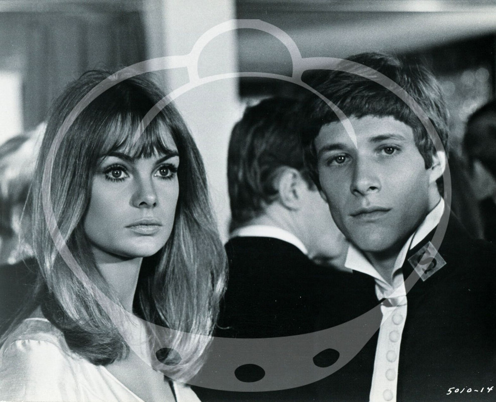 jean_shrimpton_mc82