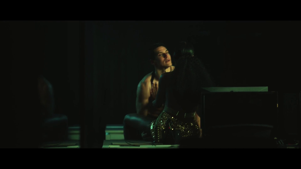 vlcsnap-2024-05-30-18h11m52s607