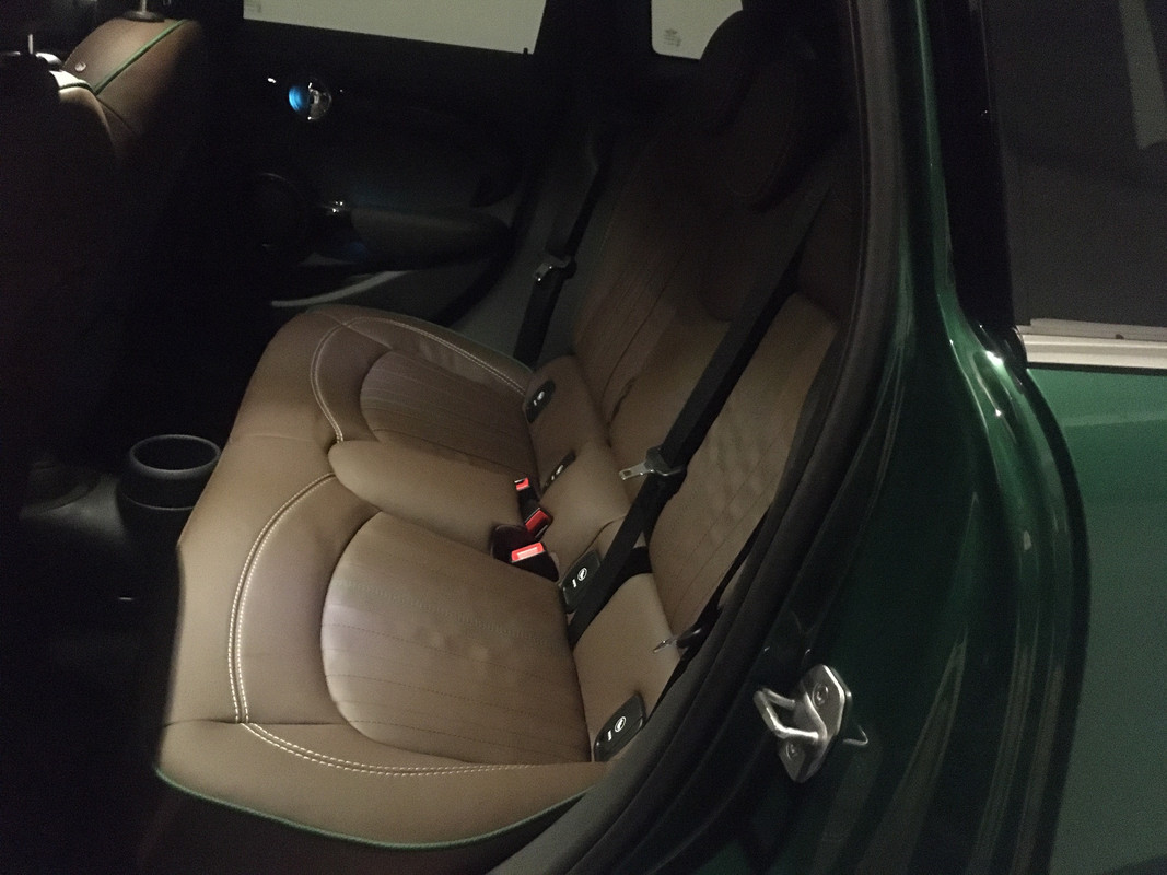 2F500FA7-60D8-4075-8906-E8838484993F