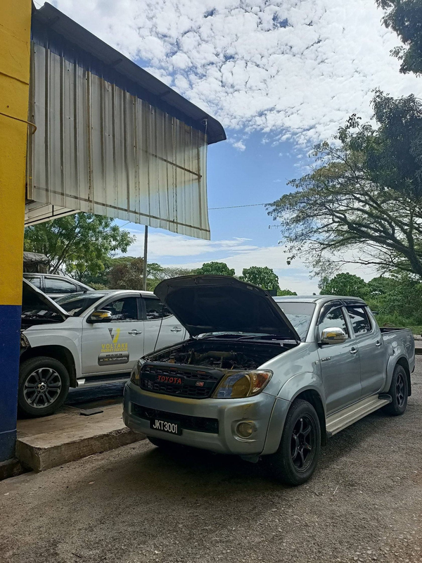 Gambar Bengkel Jawi Tyre