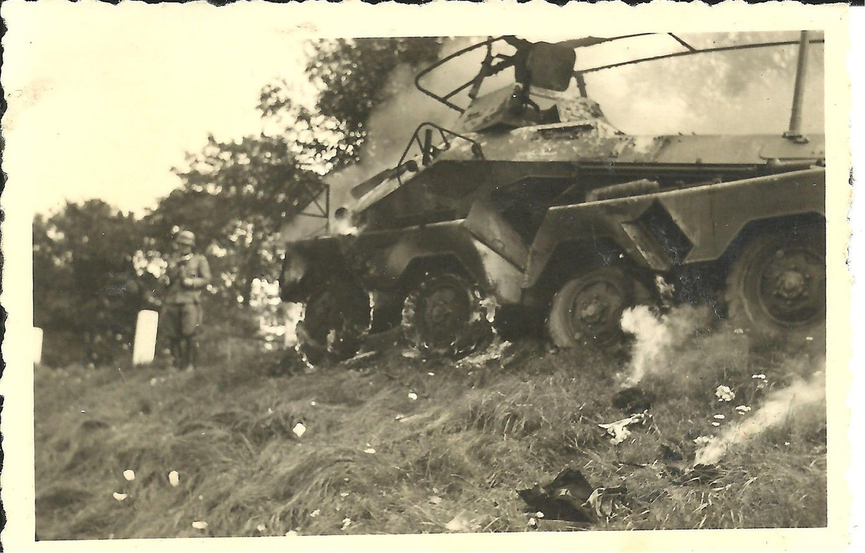 Foto 8 Rad Panzerspäh-Funk Brand Pz AA8 Kampf Sk