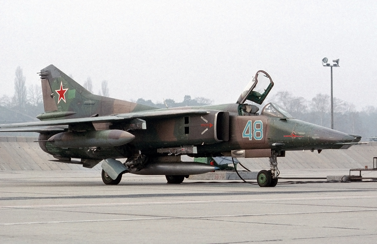 559 APIB Mig-27K 48 Blue_76802630205_2 (3)