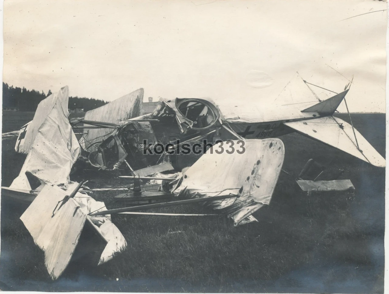 Foto Doppeldecker Flugzeug Wrack der Flieger Ers Abt 1 Altenburg Thüringen