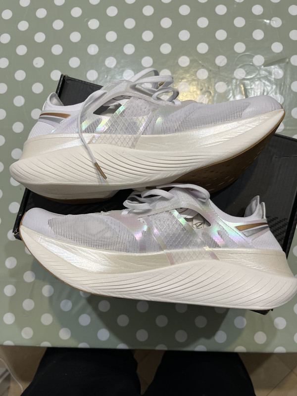 D103C279-A997-4D2C-94D7-A92B9786286A