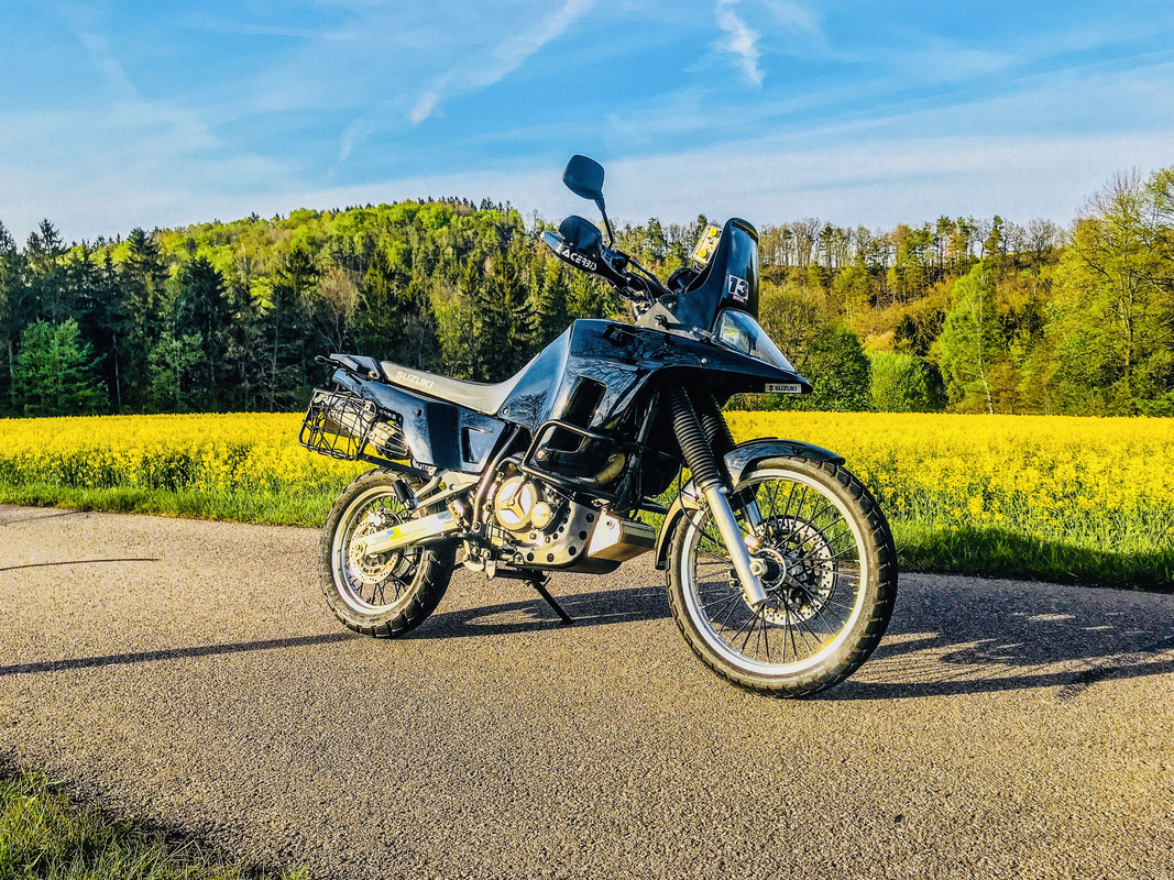 C27924D0-CD06-4CC8-80D1-1B696BF31156