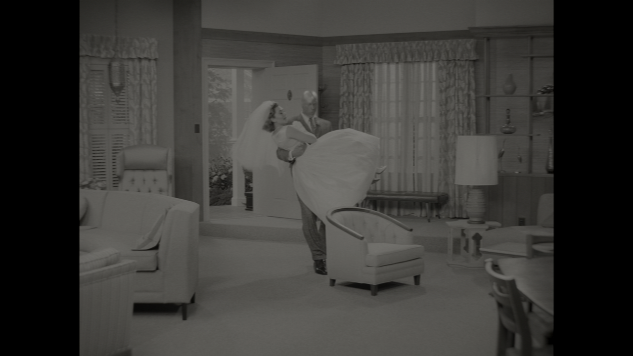 WandaVision.S01E01.ITA.ENG.2160p.DSNP.WEBRip.x265.10bit.HDR-MeM.mkv_snapshot_01.16_[2021.01.15_12.56