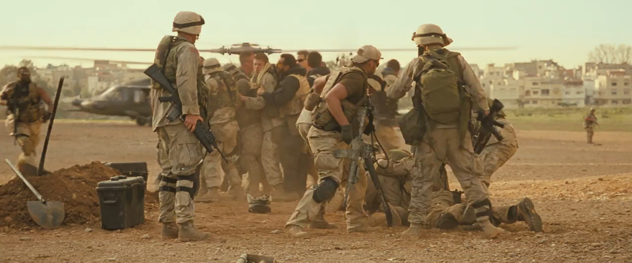 Green Zone 2010 BluRay [Hindi + English] 480p 720p ESub Screenshot