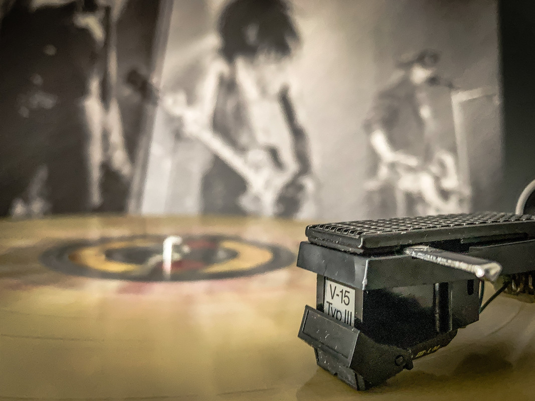 Dual 1229 - Best of Guns'n Roses (4 von 4)