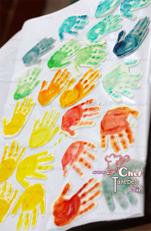 handprint-cake-21