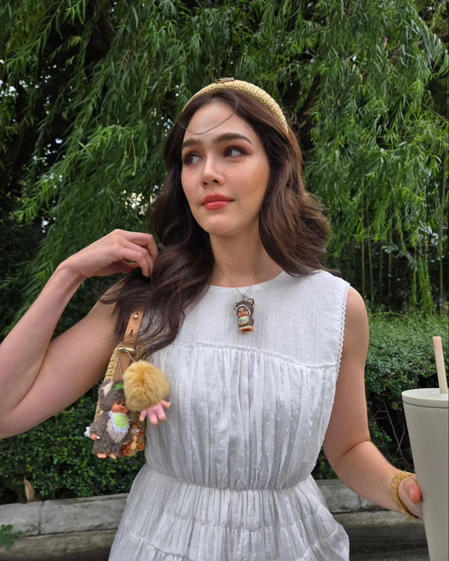 chomismaterialgirl_1723775720_3435602209407675464_4275583 (1)