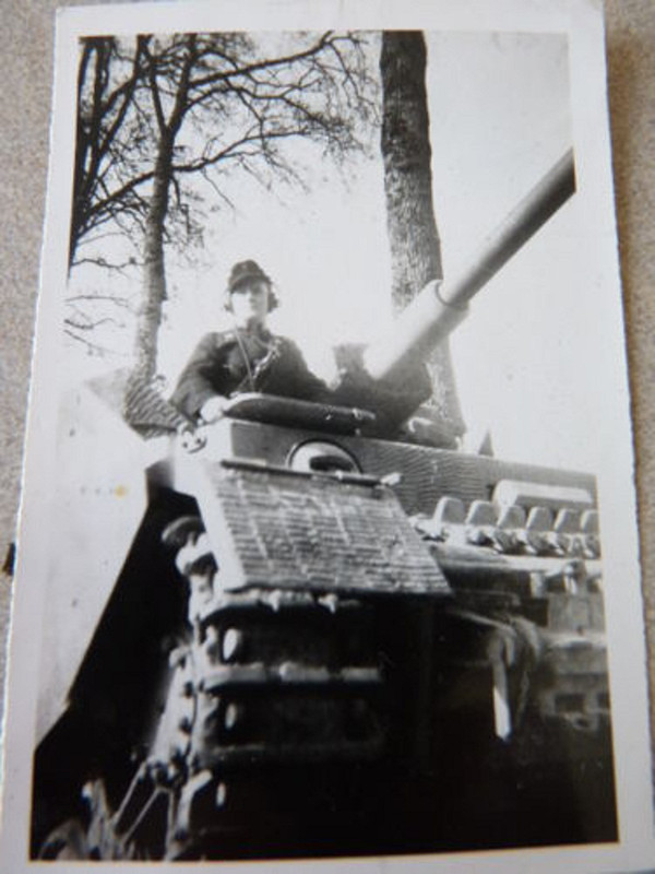 Foto - Panzer -  mit Seitenschürtze