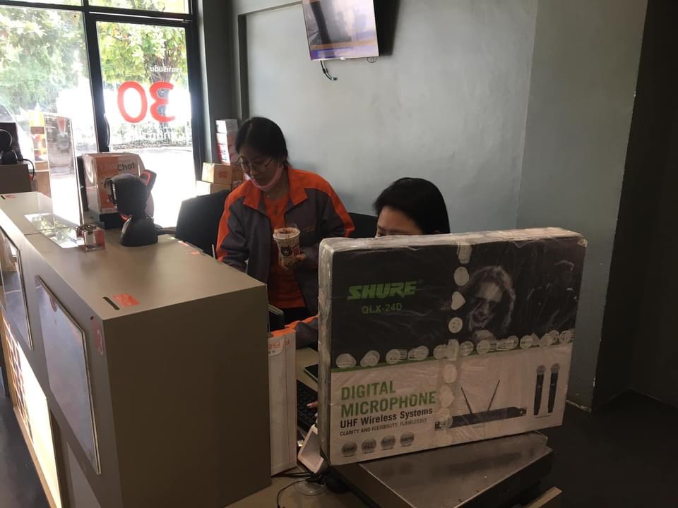 FB893365-7FB9-47E5-8838-B0B74A1C4514