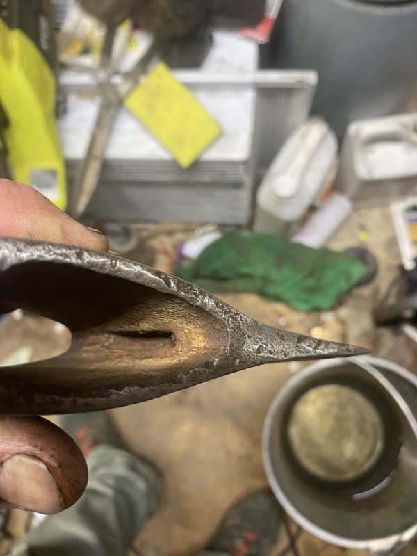 E63D0757-A0B4-4924-9C60-D7BEE5AF7636