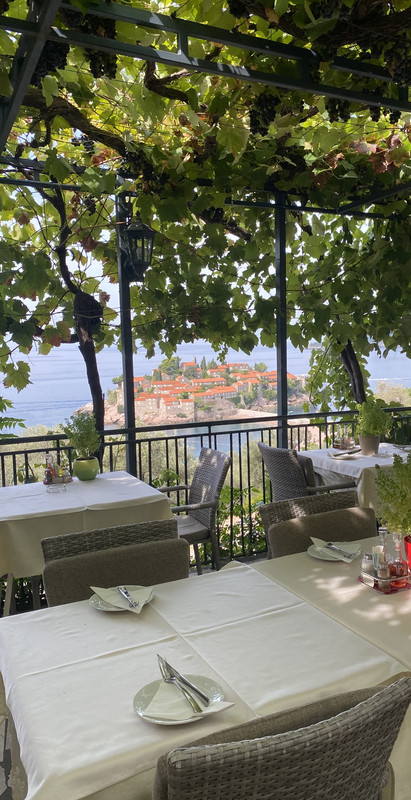 A4F153F6-E728-43EB-AABD-EDC916B6CBA6