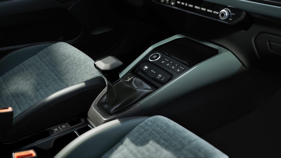kia-stonic-2026-12-68b587a3d8f45.jpg