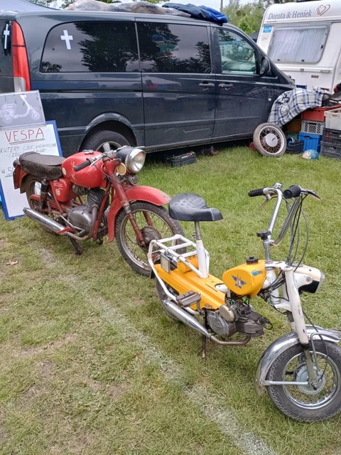 1d17905a-03de-40ef-b54b-b93732d6332e