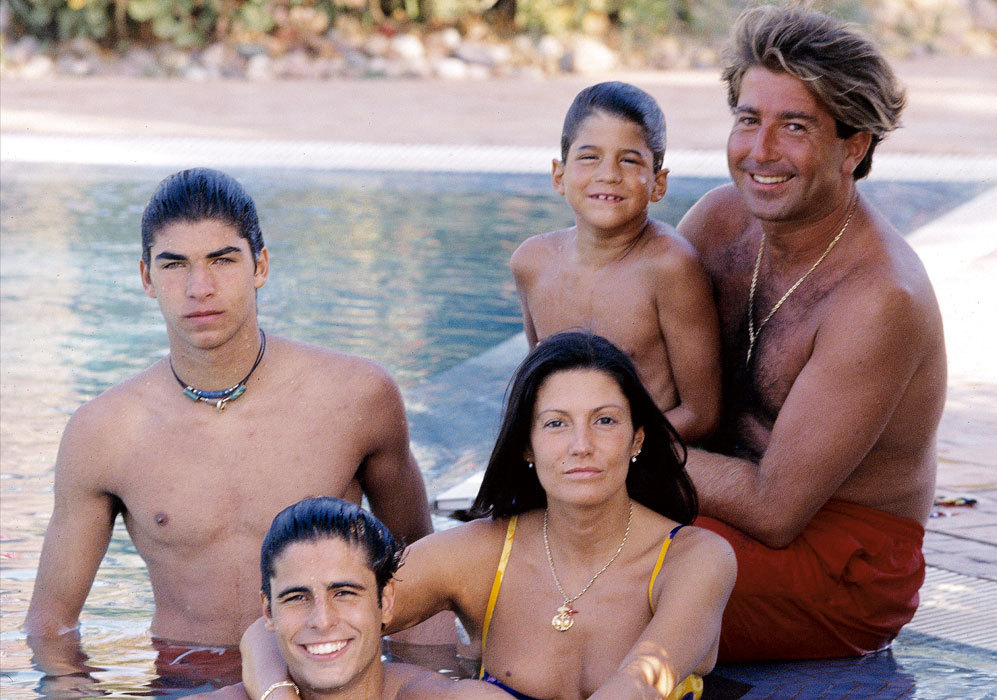 D0031C09-2FFA-4C8E-9DAD-1AA2FD74C155