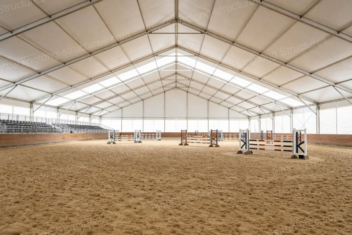 Equestrian competition venue tent with column-free interior for show jumping events