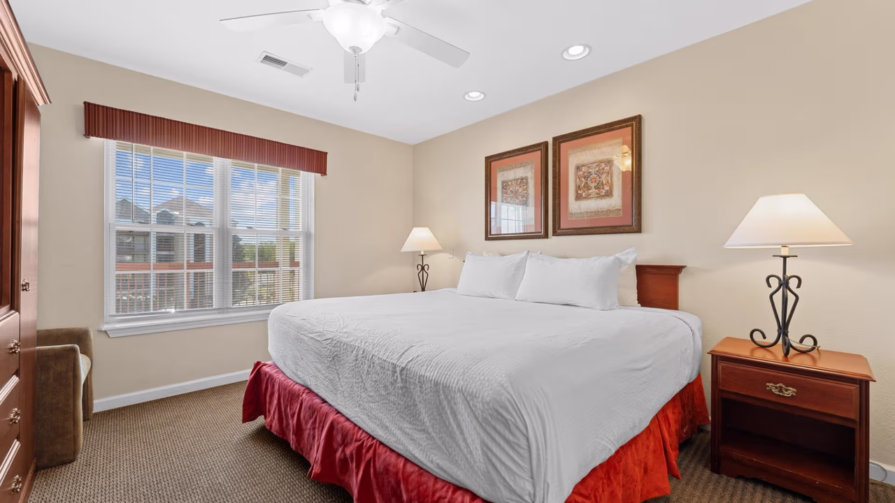 Grand Crowne Resort suite photo