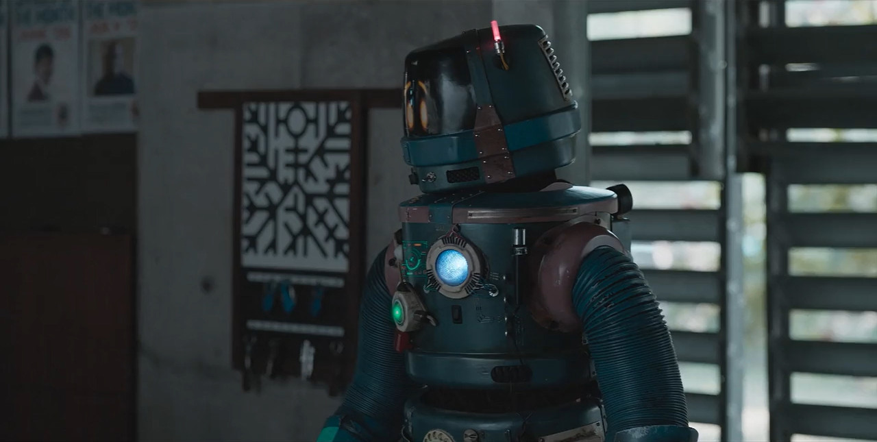 OK Computer (2021) Season 1 [Hindi + Tamil + Telugu + Malayalam + Kannada] WebRip 480p 720p ESub - Complete Screenshot