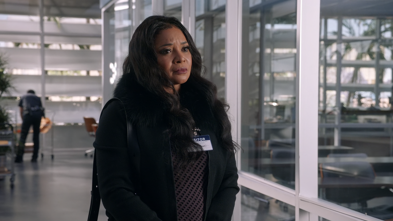 The.Rookie.S04E11.End.Game.1080p.10bit.AMZN.WEB-DL.DDP5.1.HEVC-Vyndros.mkv_snapshot_07.44_[2022.01.1