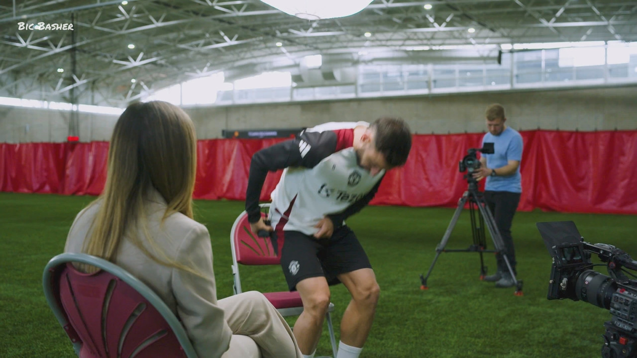Bruno Fernandes The Football Interview_20250914_00200035.ts_snapshot_13.35.736