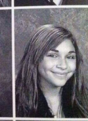 article-2548097-1B097FD400000578-783_306x423.thumb.jpg.cdb6c75f6