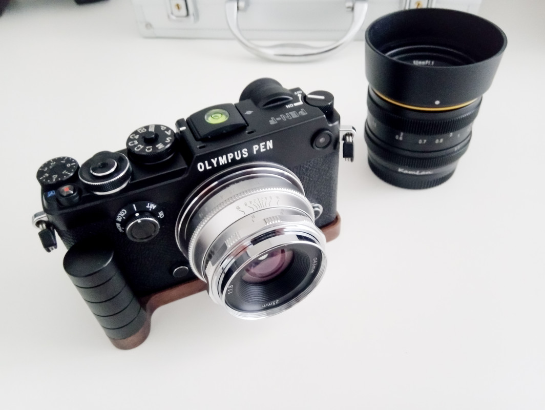 A1E3B5B5-EC40-4154-89C9-E0E3CA22E9A9