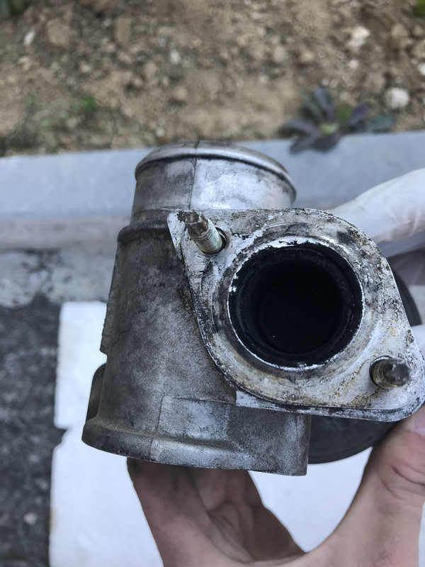 2EFA1703-5F46-4683-AF28-7244E793EDC2