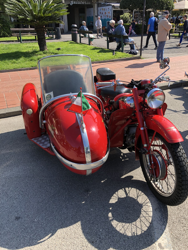 24DF5B93-03C9-434A-8232-3029279AF18F