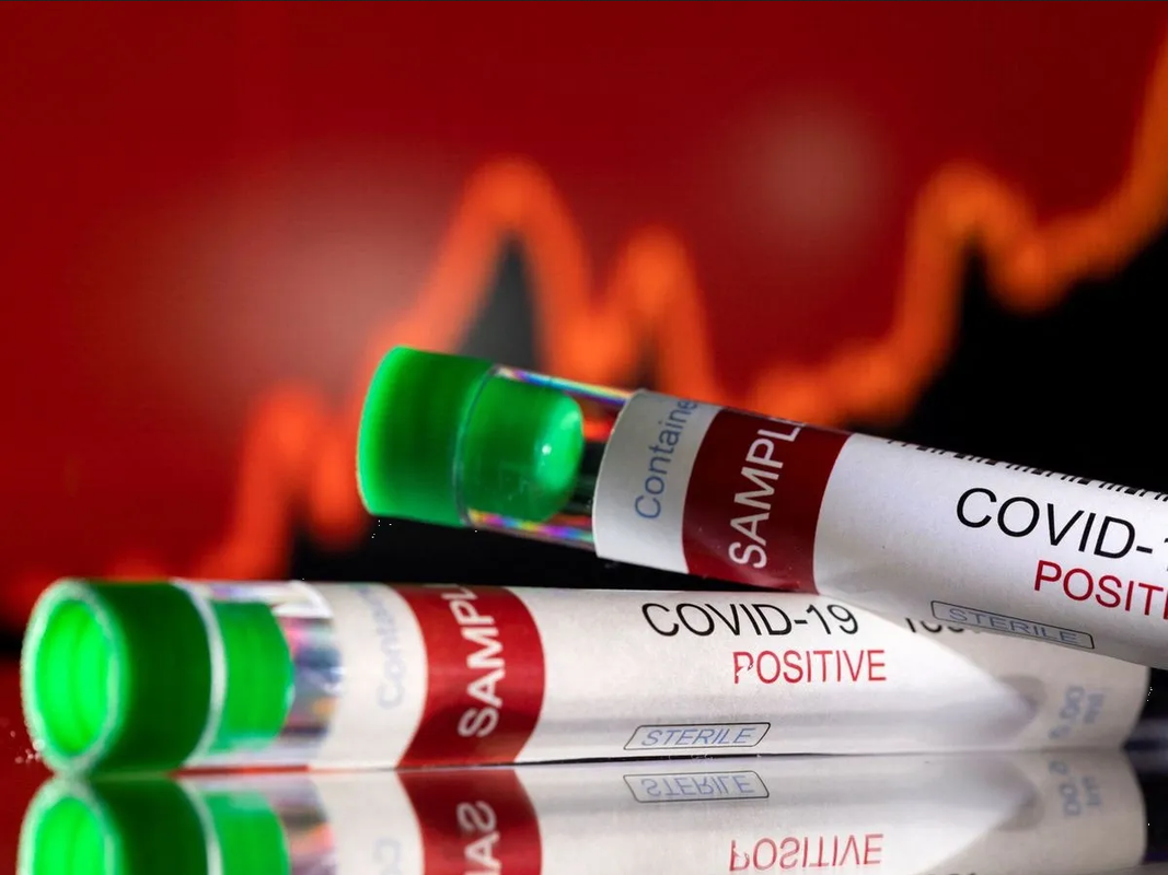 OMS alerta sobre nuevo aumento en casos de Covid en el mundo