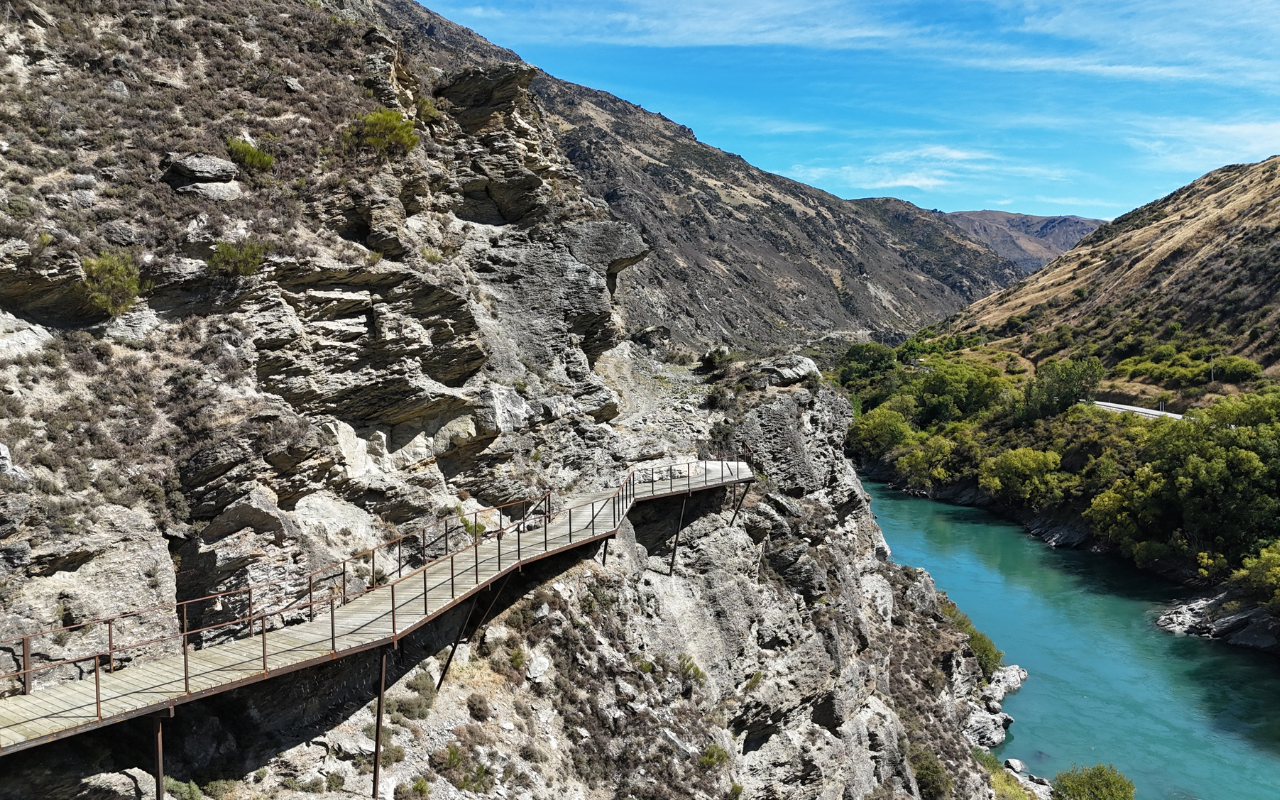 Kawarau Gorge Trail Blazer from Arrowtown with eBike & shuttles - Gibbston to Cromwell | Shaara Deals