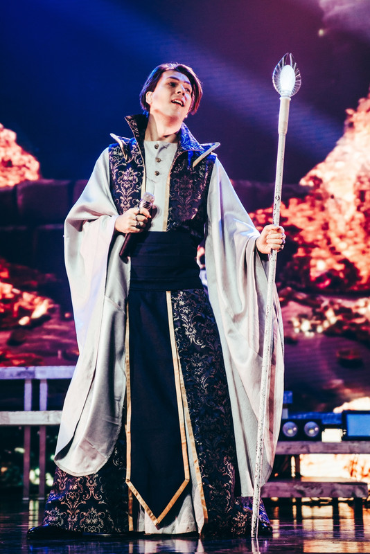 8F20FAD3-8BC8-48F9-82A4-86B717E3DDE0