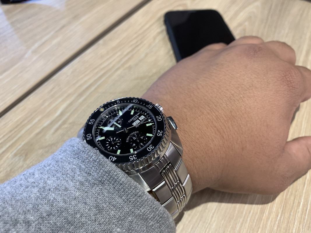 D6414412-DDE5-4147-A073-5E5C46D6A0B7